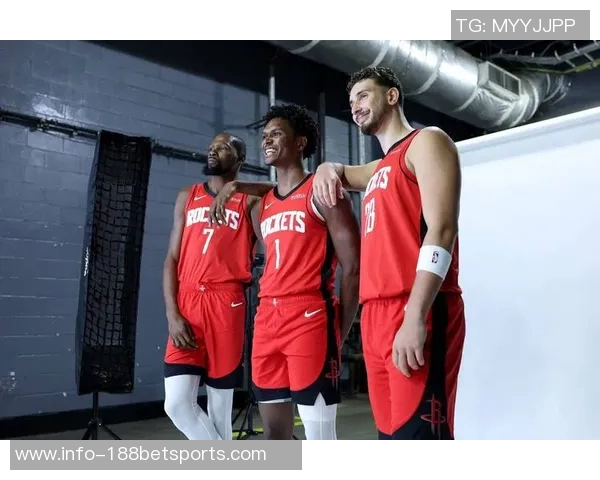 NBA新赛季25大球星评选谁将成为联盟第三大前锋的有力竞争者